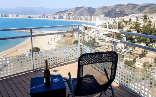 EXCLUSIVE VILLA WITH STUNNING VIEWS TO THE MEDITERRANEAN