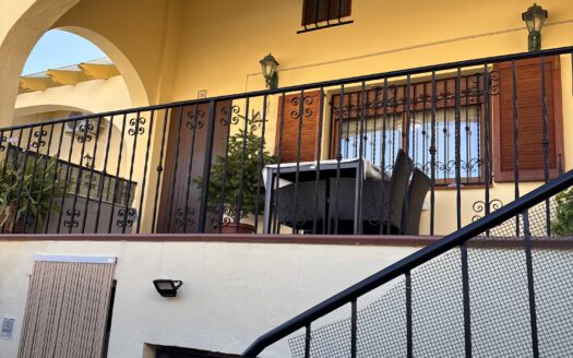 Exclusivo chalet adosado en el Valle de Aguas Vivas